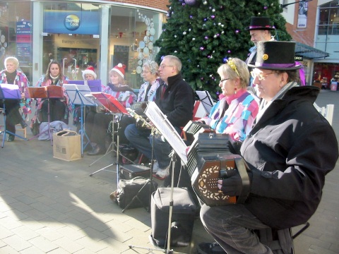 [Error! Image IMG_2754.JPG is not available.]